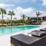 Axel Mykonos - Adults Only Hotell