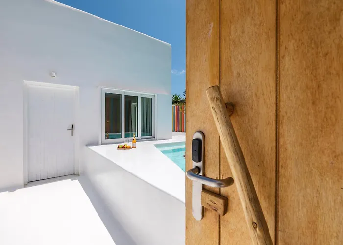 מלון Axel Mykonos - Adults Only