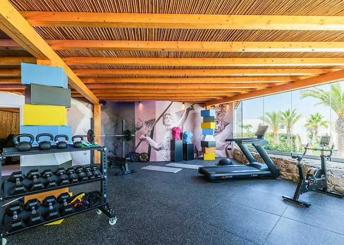 מלון Axel Mykonos - Adults Only Mykonos Town