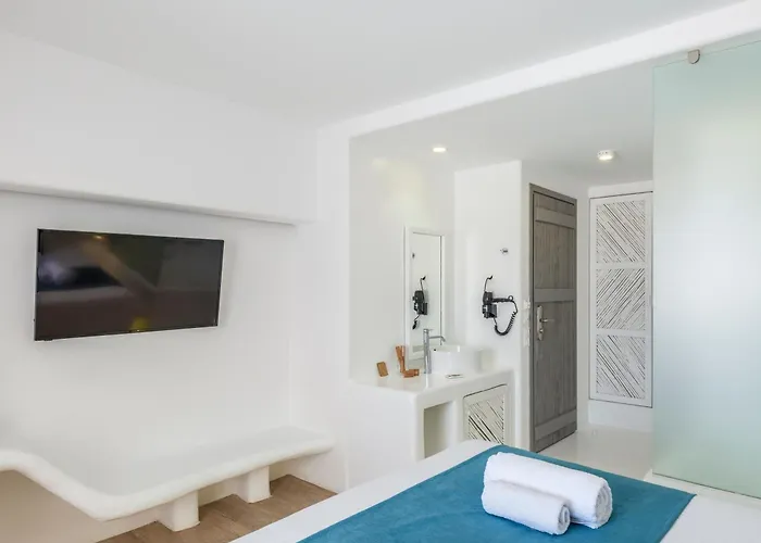 מלון Axel Mykonos - Adults Only 5*